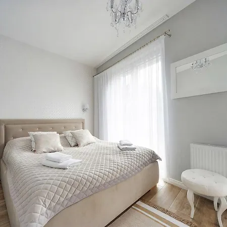 Sun Seasons 24 - Four Seasons Apartment